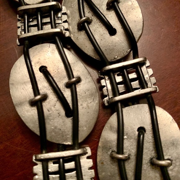 Vintage belt silver toned discs red beads black cords EUC - Picture 7 of 10